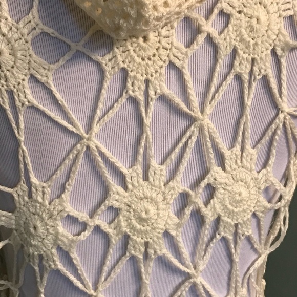 Bohemian Style Vest/Cover-up - Picture 5 of 8